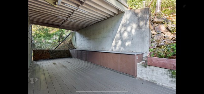 Foto del edificio - 6635 Longwalk Dr