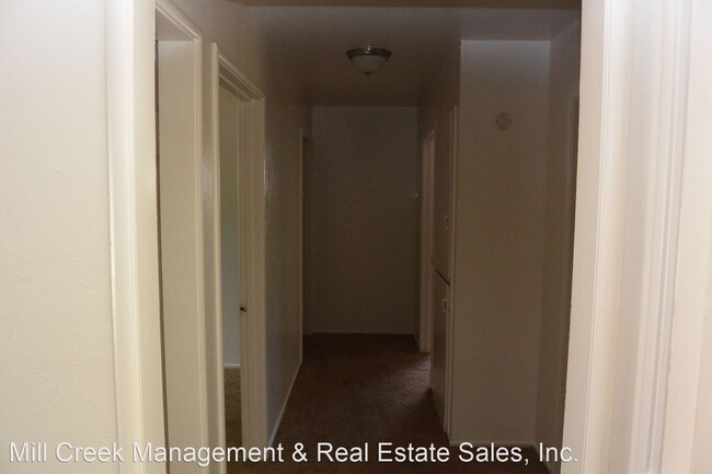 Building Photo - 3 br, 1 bath House - 1030 S. Chinowth