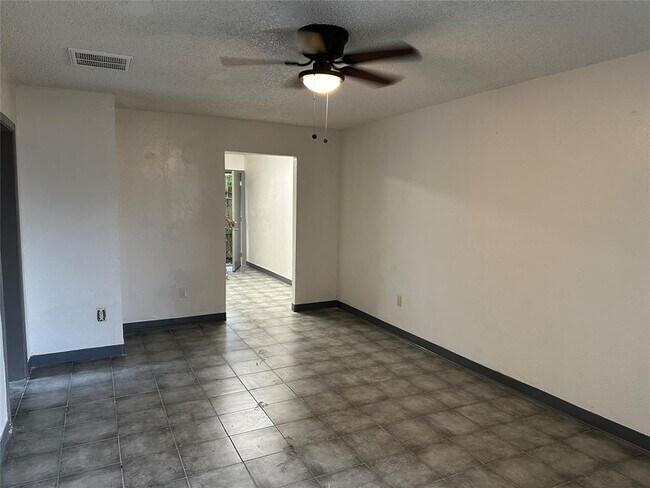 Foto del edificio - 3121 Collingsworth St