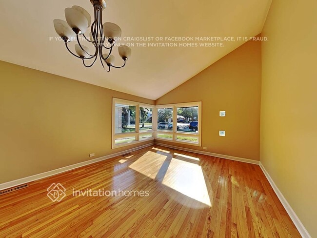 Building Photo - 9051 Forestview Rd