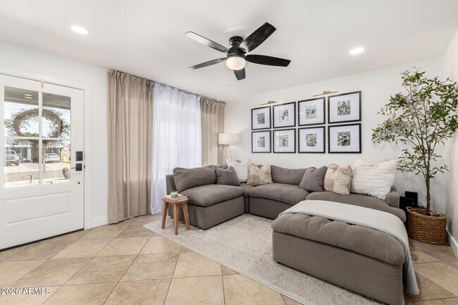 Foto del edificio - 7902 E Kimsey Ln