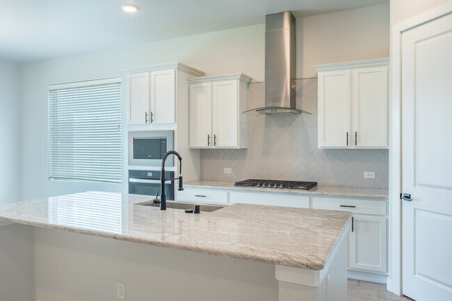 Foto del edificio - 6202 Bayberry Rd