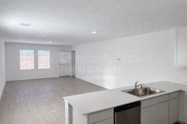 Foto del edificio - 3017 Campeiro Ave