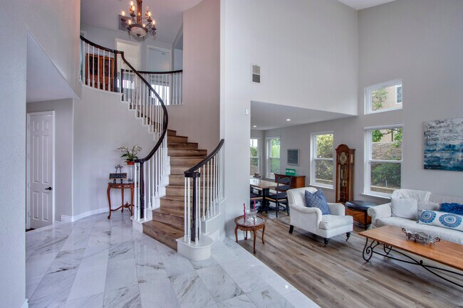 Foto del edificio - 268 Sea View Ct