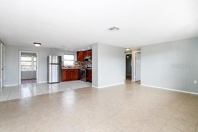 Foto del edificio - 3531 Rosewater Dr