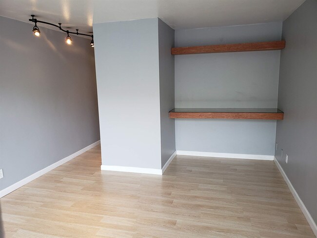 Building Photo - 3530 Wallingford Ave N