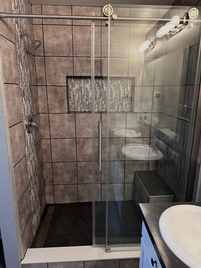 Building Photo - 2990 N Night Owl Ave