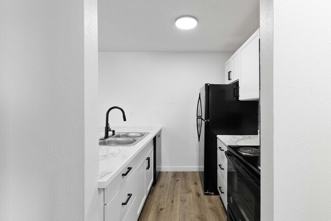 Building Photo - The Cypress | Elevated 2 Bedroom