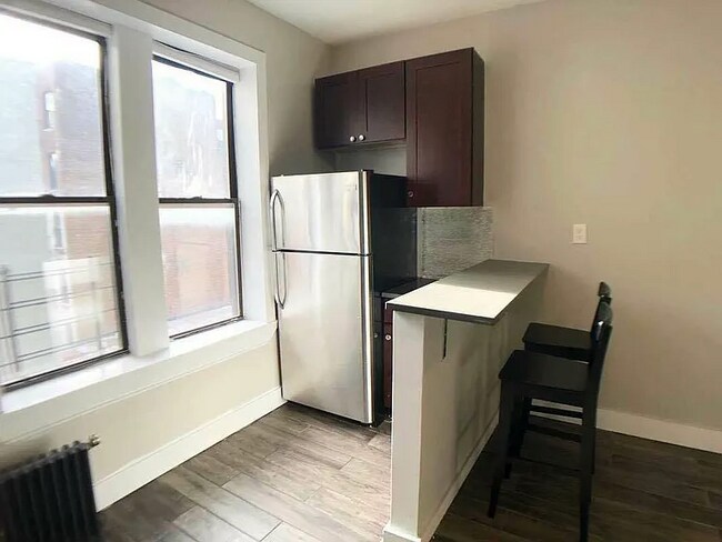 Foto del edificio - 188 Parkside Ave