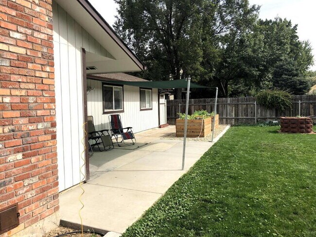 Foto del edificio - 4135 S Minuteman Way