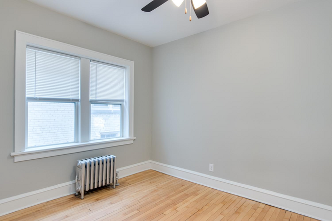 Foto del edificio - 3279 S Kinnickinnic Ave