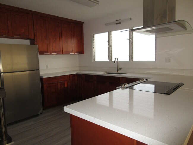 Foto del edificio - 98-1329-1329 Kulawai St