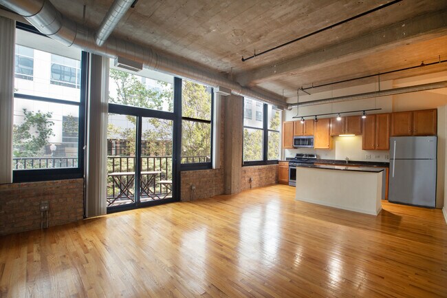 Foto del edificio - 210 S Desplaines St