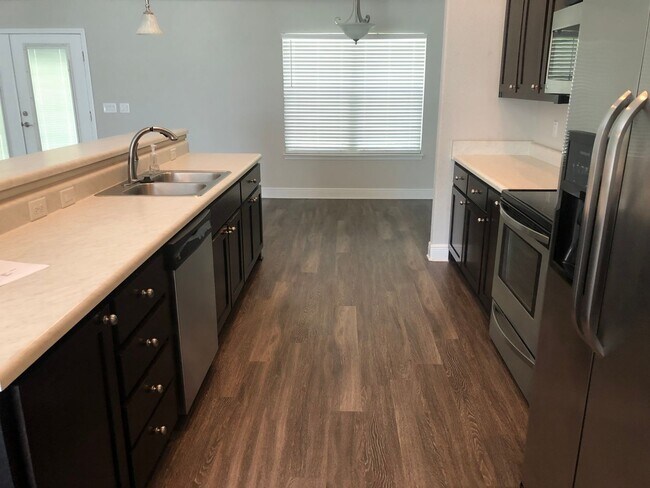 Building Photo - Beautiful 4BR/3BA Home in Perdido Bay Coun...