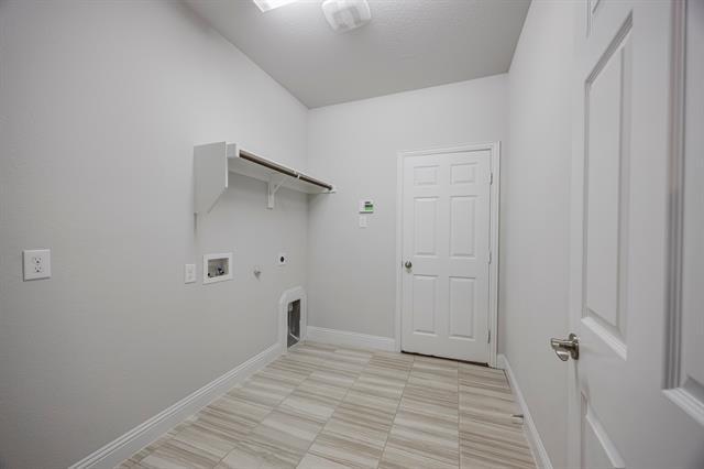 Building Photo - 1217 Hoyt Dr