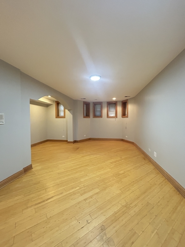Building Photo - 4518 S Vincennes Ave