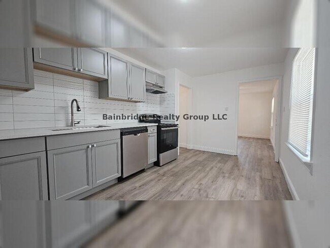 Foto del edificio - Charming Remodeled Gem in Southwest Fort W...