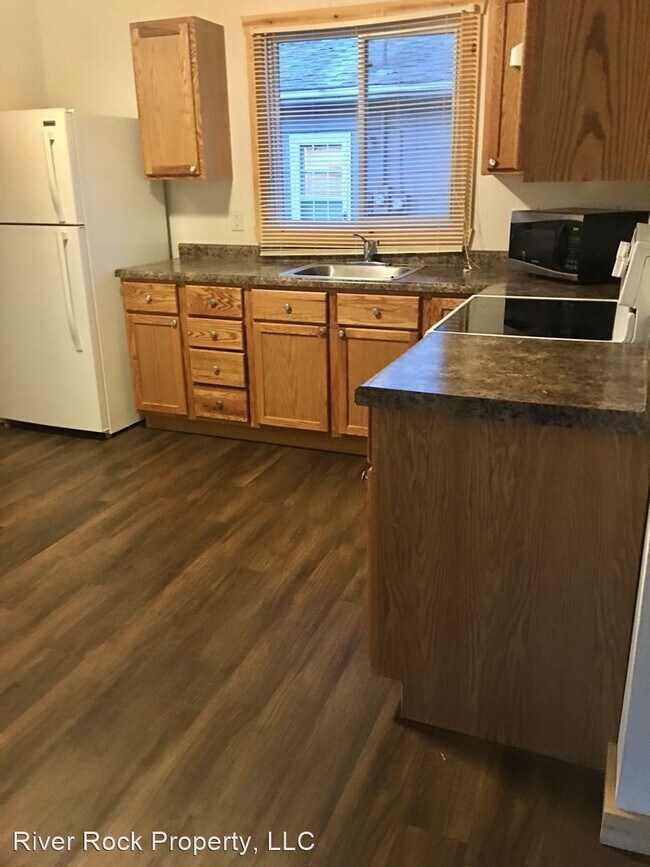 Building Photo - 4 br, 2 bath House - 625 2nd Avenue West