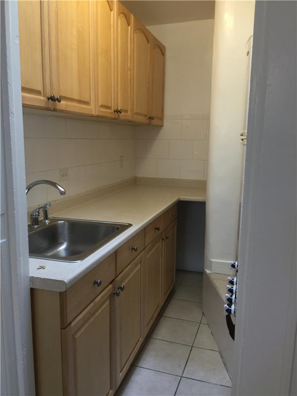 Foto del edificio - 272 Burns St