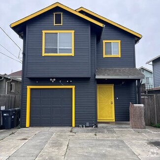 Building Photo - 816 7th Ave