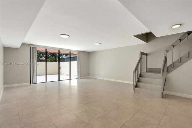 Foto del edificio - 10648 SW 76th Terrace