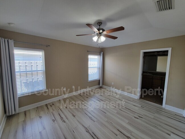 Foto del edificio - 470 SW 251st St