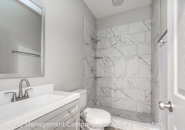 Foto del edificio - 3 br, 2 bath House - 1114 Dunford Ave