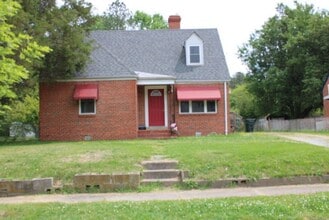 Building Photo - 3406 Ryburn Rd