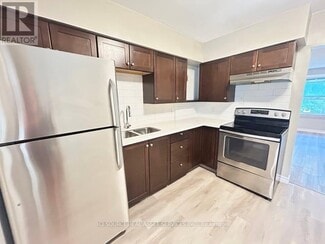 Building Photo - 1263 Clonsilla Ave