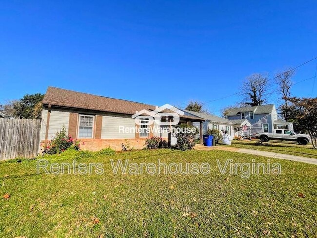 Building Photo - 1074 Bland St