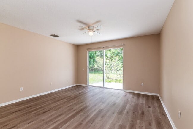 Building Photo - 12336 Hollybush Terrace