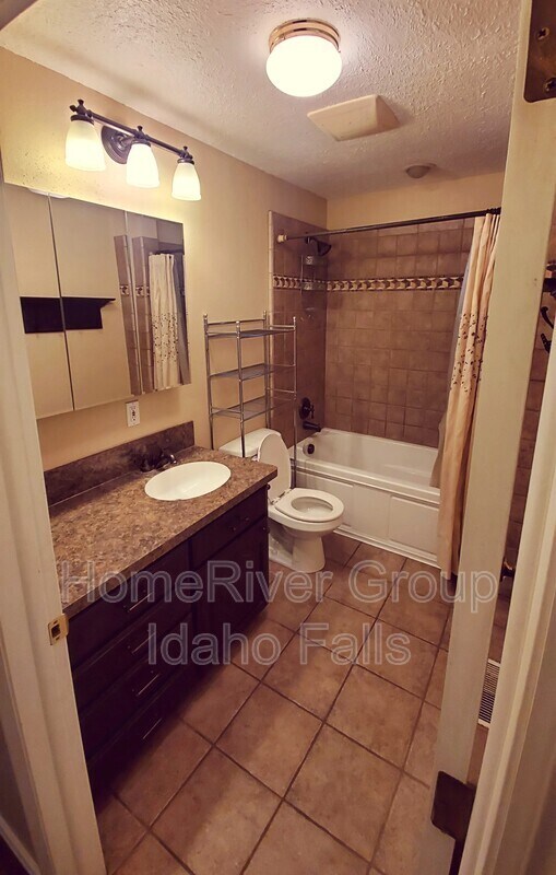Foto del edificio - 3771 E 500 Rd N