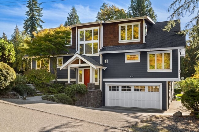 Building Photo - 4bd/3.5ba Kirkland House