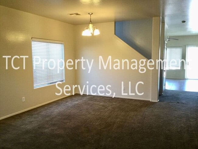 Building Photo - Beautiful 4 Bedroom Home in Johnson Ranch!