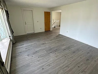 Building Photo - 253 Elm St