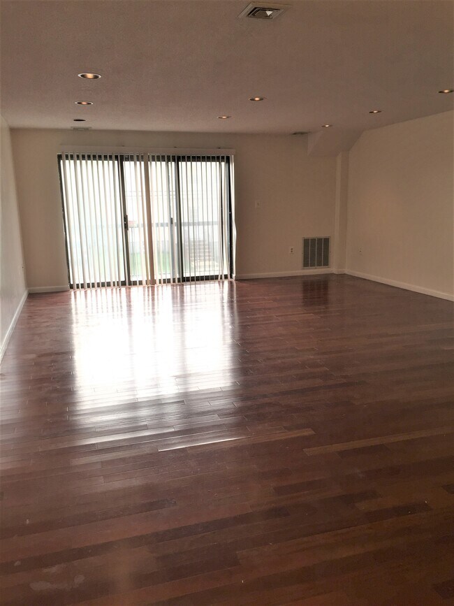 Foto del edificio - 292 Salem St