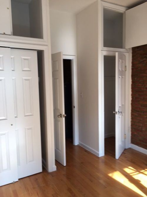 Foto del edificio - 429 E 73rd St