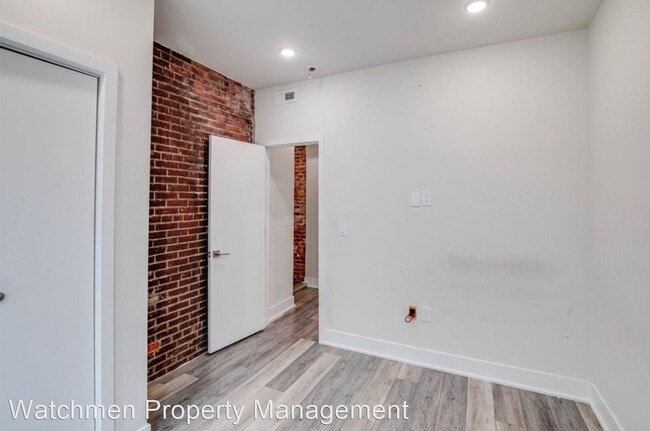 Building Photo - Modern New Luxury Temple Apartments