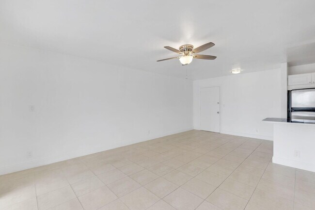 Foto del edificio - 3040 NE 16th Ave