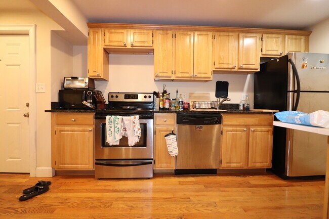 Foto del edificio - 1283 Commonwealth Ave