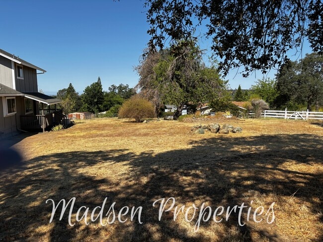 Building Photo - 5666 Old Olive Hwy