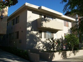 Building Photo - 618 Orlando Ave