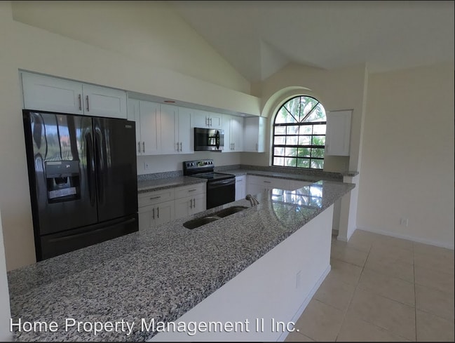 Building Photo - 2 br, 2 bath House - 8033 Aberdeen Dr. #201