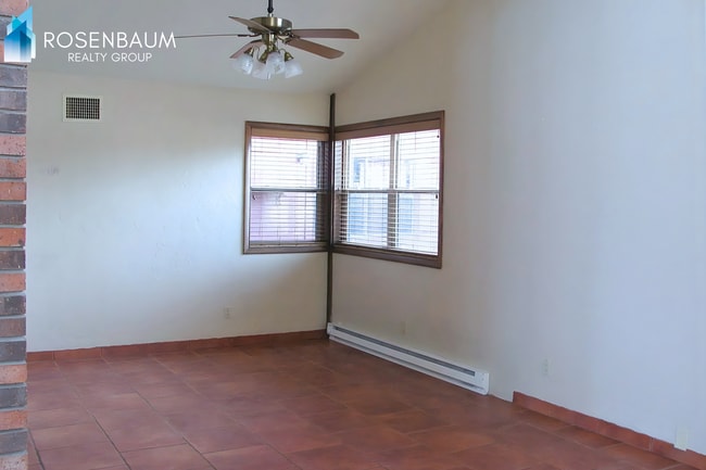 Building Photo - Gorgeous 2-bedrooms, 2.5-baths two-Story home in Prescott!