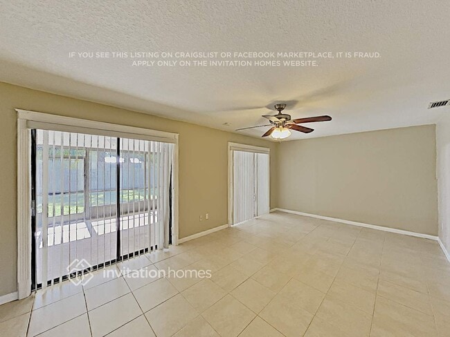 Foto del edificio - 7406 Overlook Dr