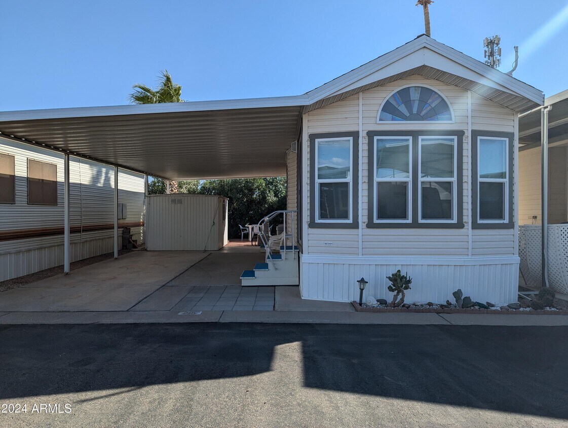 Foto principal - 215 E Palo Verde Ln