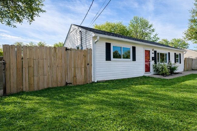 Building Photo - 7100 Nathan Hale Way