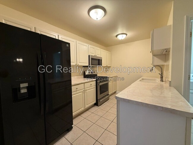 Building Photo - 74 Odyssey Dr