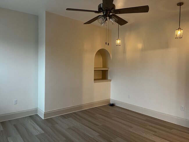 Sala de estar - 143 Seminary Ave