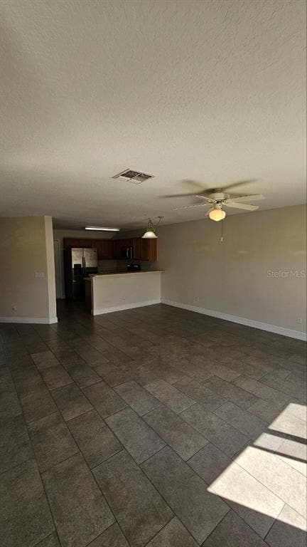Foto del edificio - 580 Cresting Oak Cir